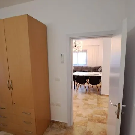 Beachside Living 662 아파트