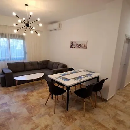 Beachside Living 662